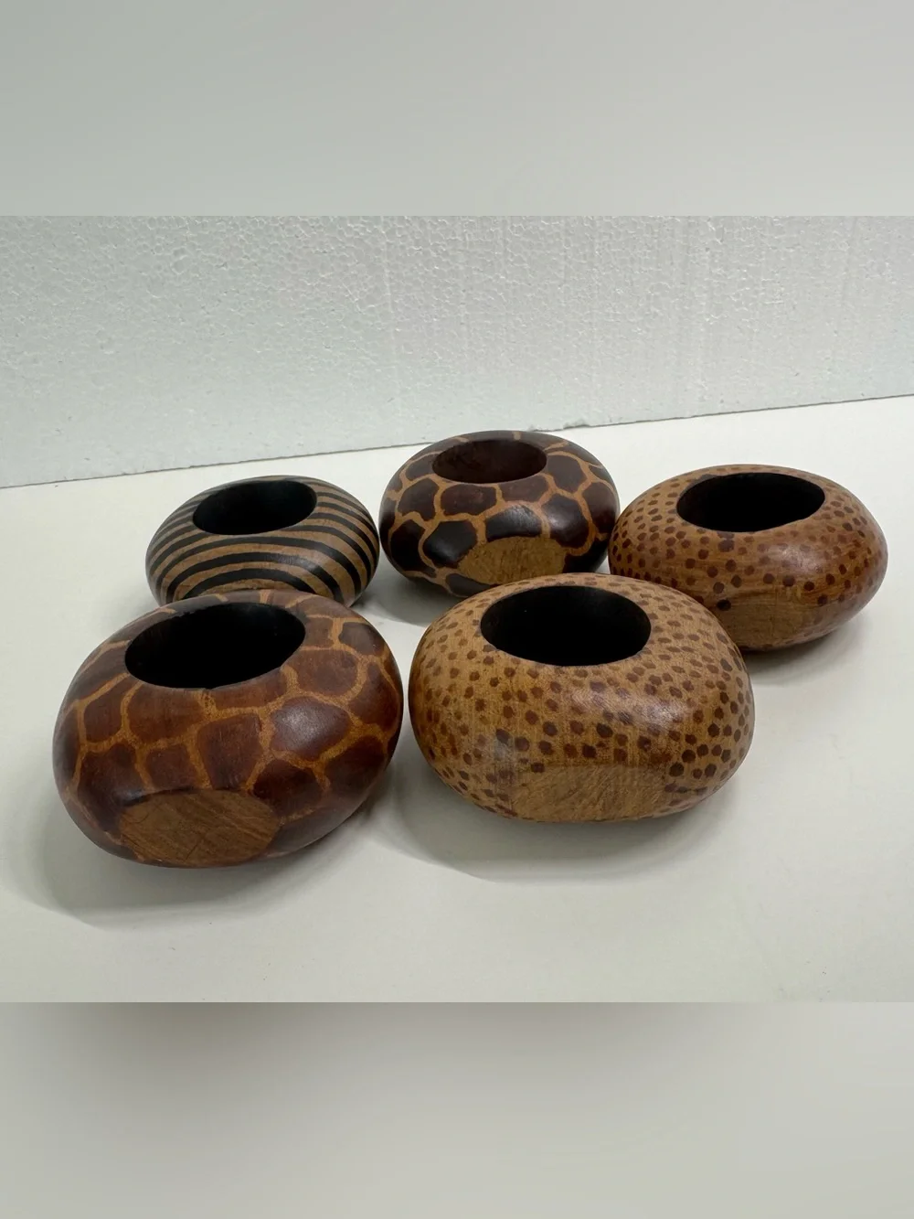 Vintage Hand Carved Mahogany Animal Print Wooden Napkin Rings- Set Of 5